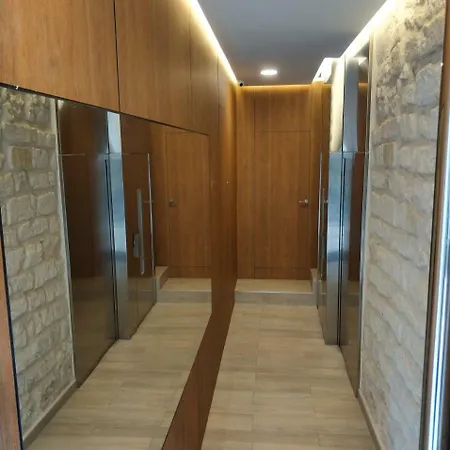 Boni Apartment